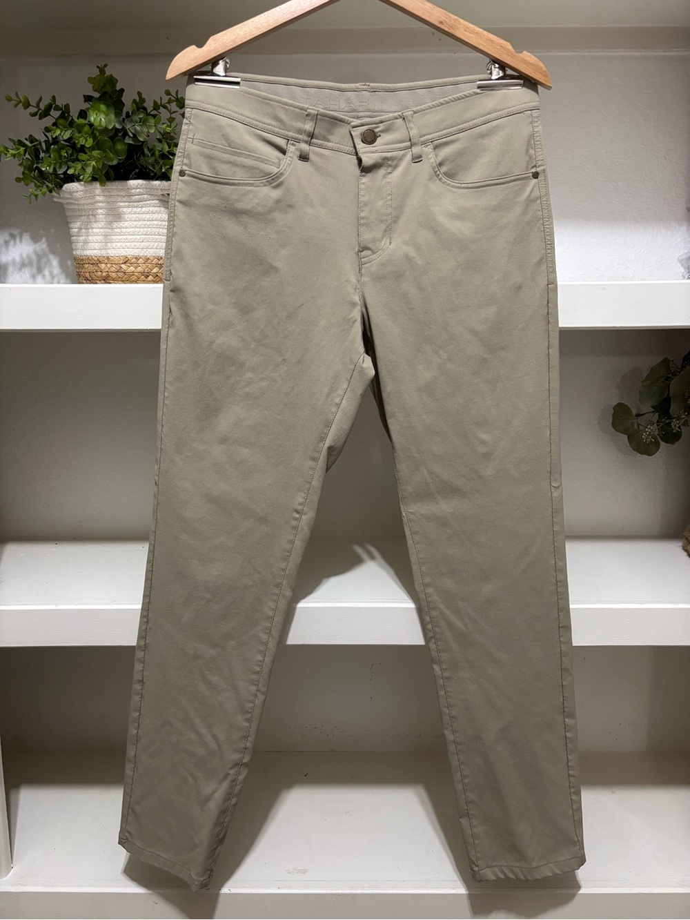 Tahari Skinny Jeans in Olive Green